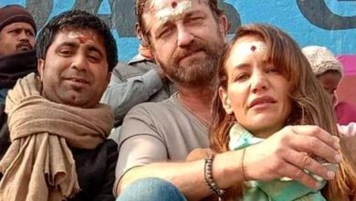 Photo of Gerard Butler Spends New Year In Rishikesh